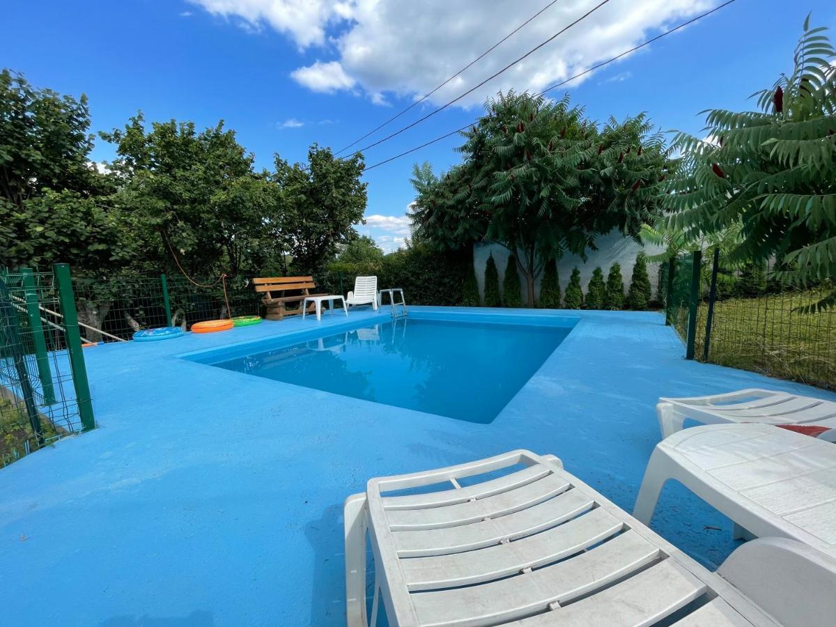 Pool Villa Sarajevo Exteriör bild